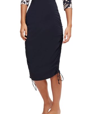 61OU0tE2tQL.jpg Women's Modest Knee Length Shirred Skirt, Swimwear, Black