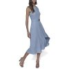 Women's Light Scoop Neck Sleeveless Midi Dress