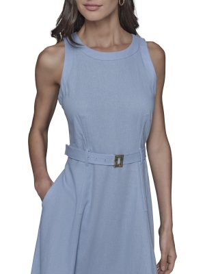 Women's Light Scoop Neck Sleeveless Midi Dress